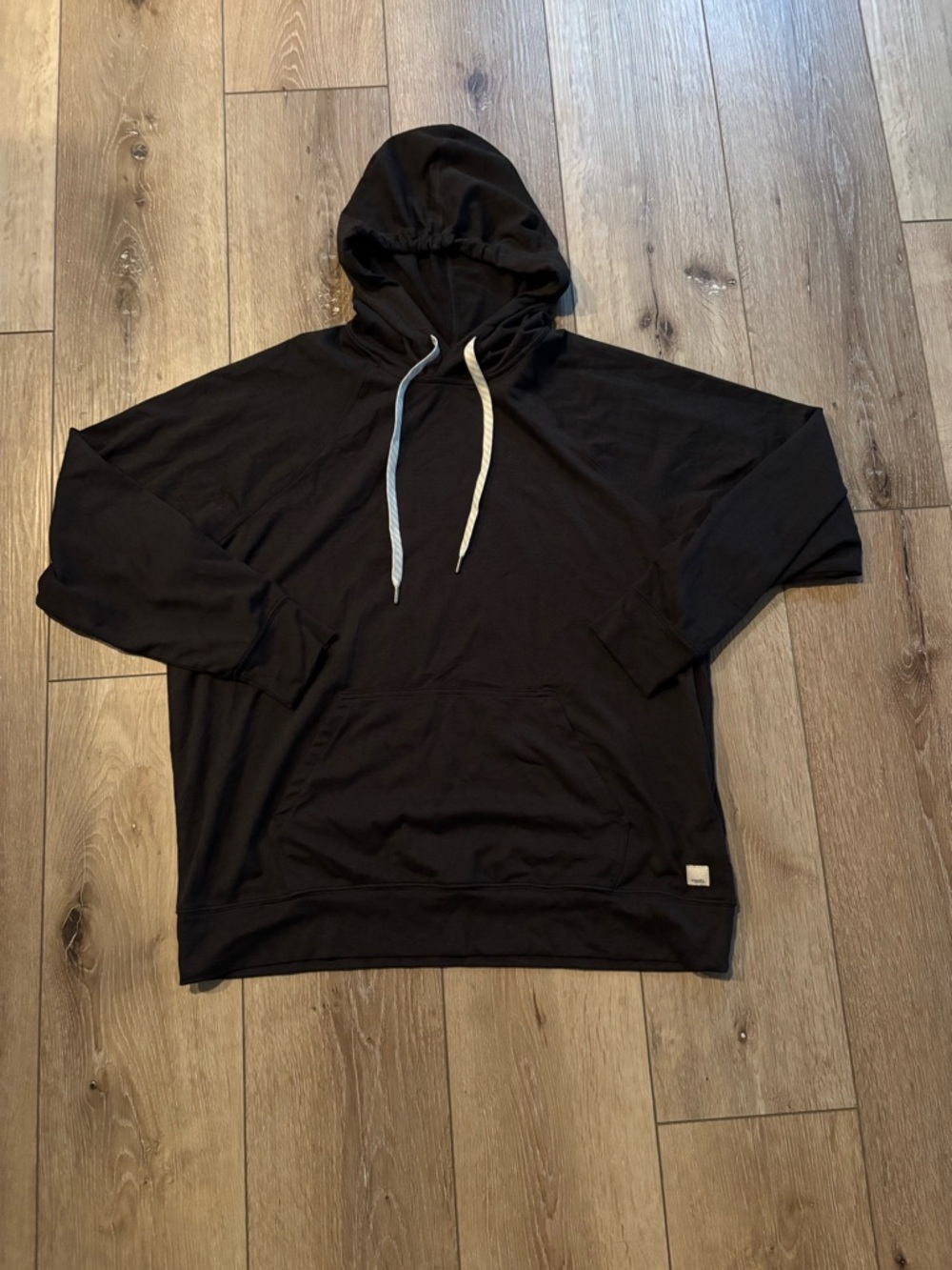 Vuori Women's Halo Oversized Hoodie size medium